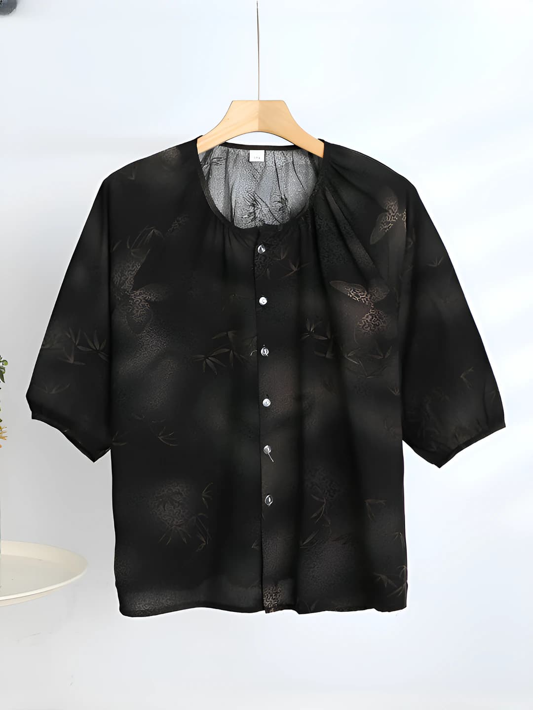 Qora kapalak jacquard