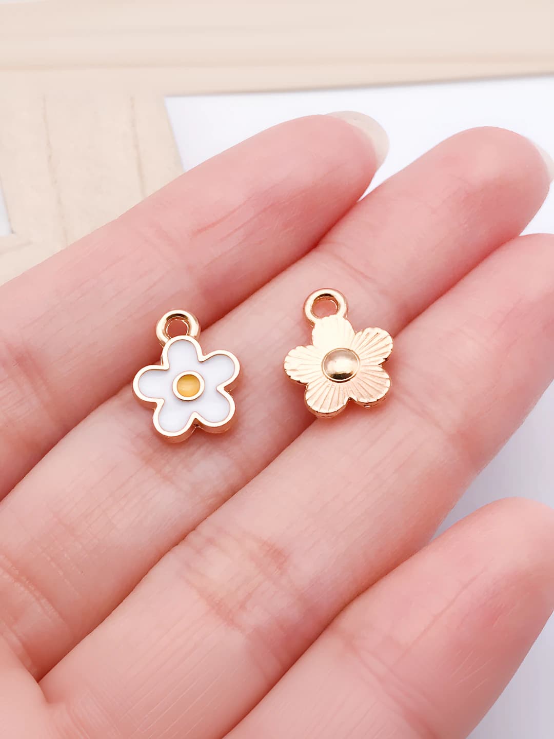 Oq kichik choyg'ur 10x13mm-0.5g