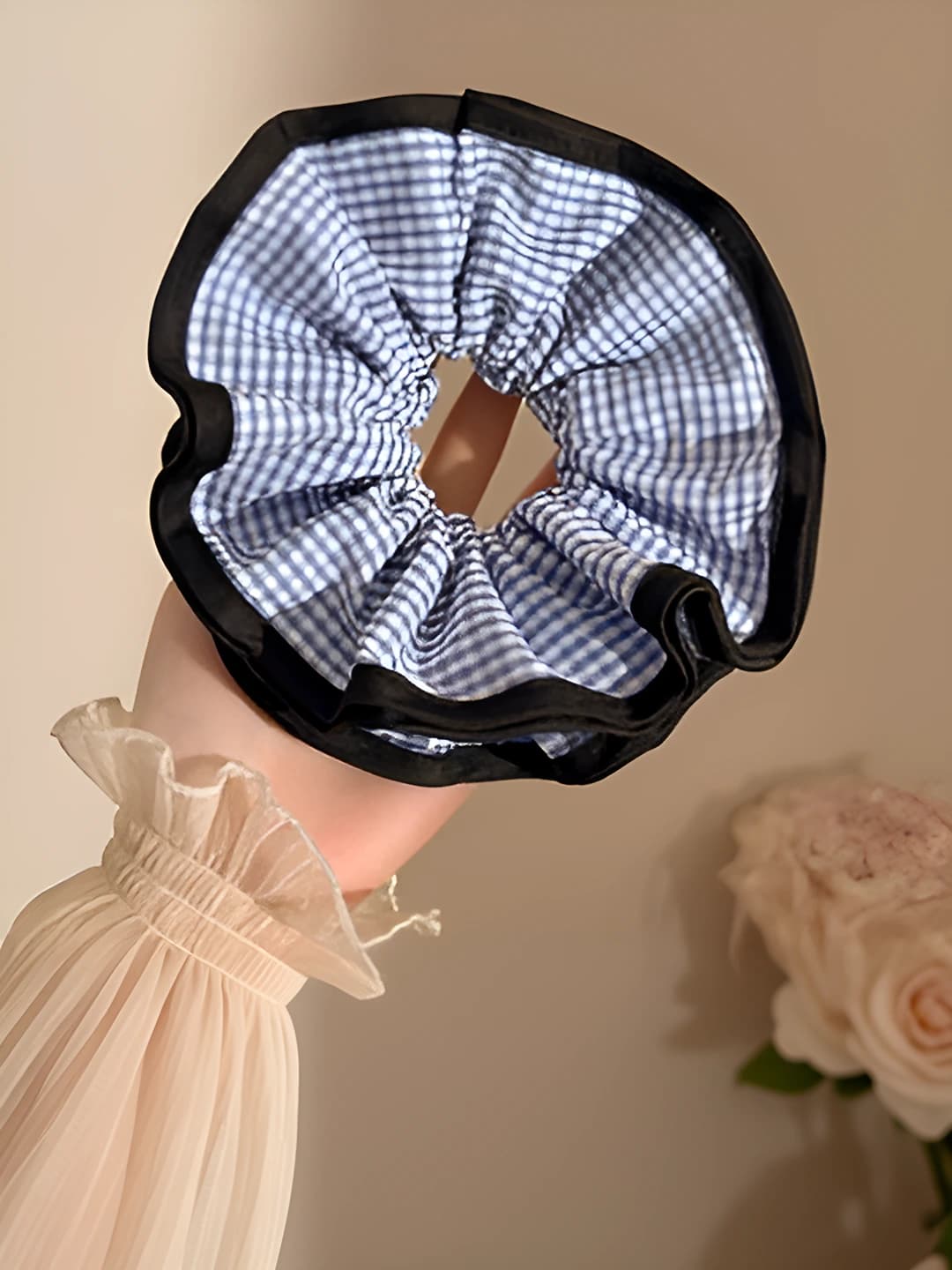 1# Black edge blue plaid