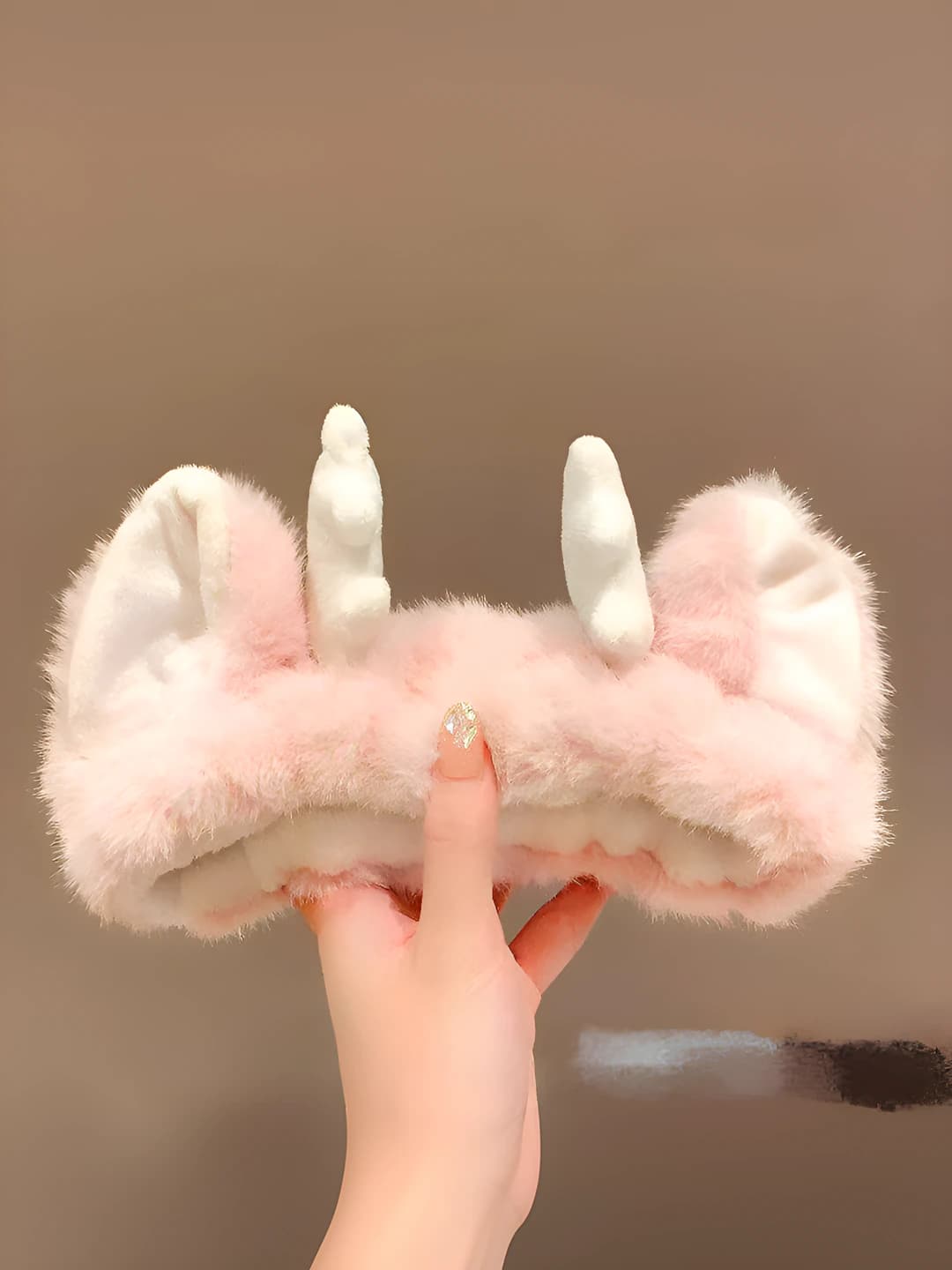 Pink dragon horn