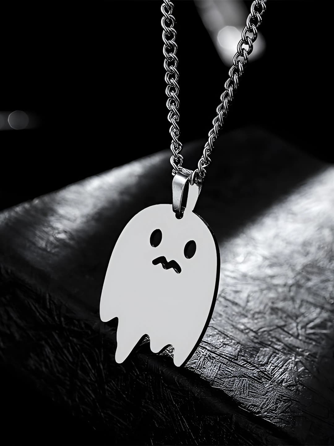 Long sweater chain for autumn-winter made of titanium steel, geometric shape, pearl chain, unique design, for men and women