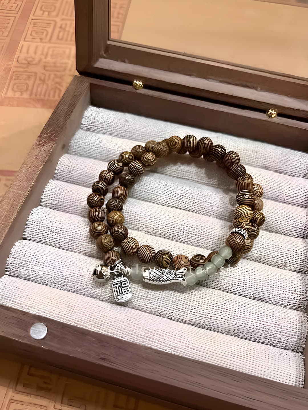 Double layer bracelet