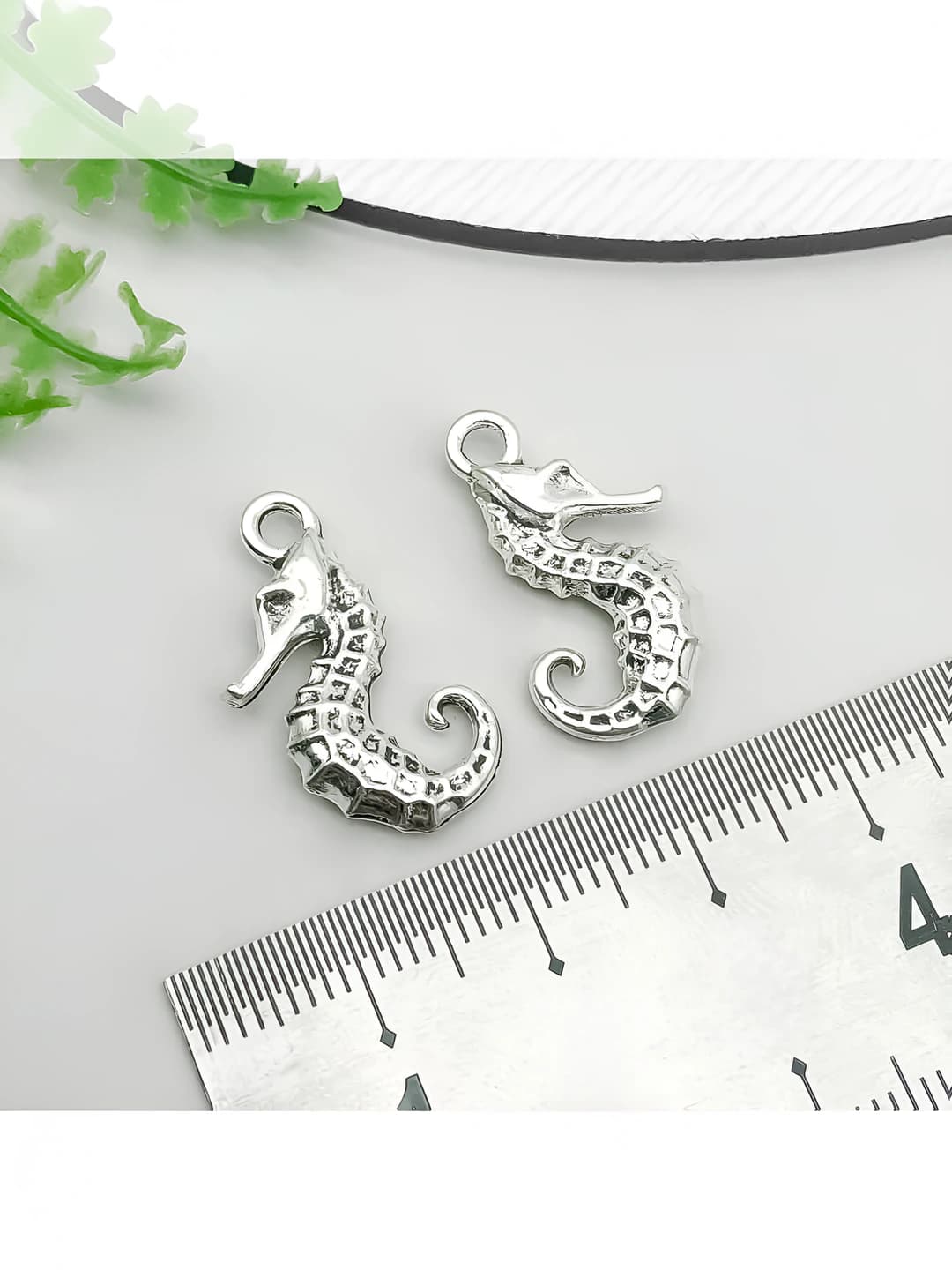 1 pc sea horse 15x22mm-1.7g