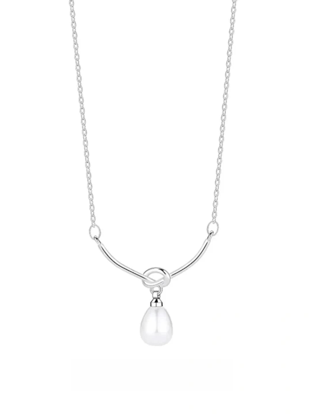 Knot teardrop necklace