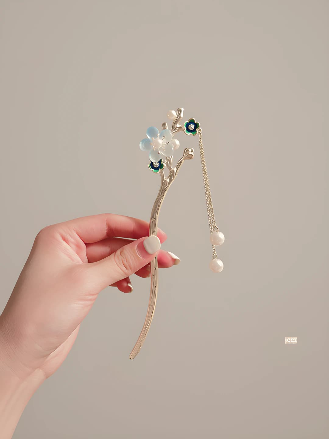 Blue peach blossom