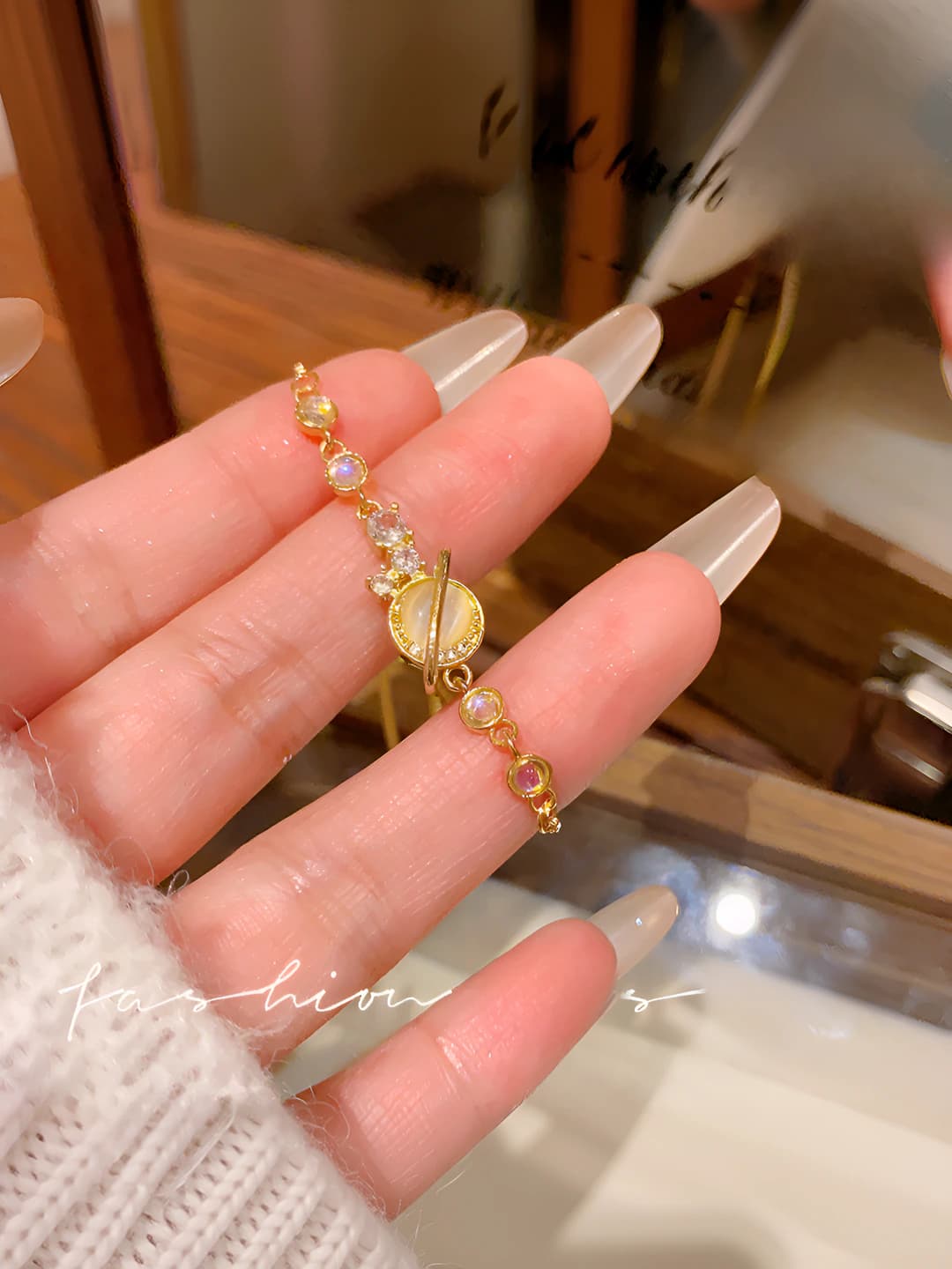 S757 Gold