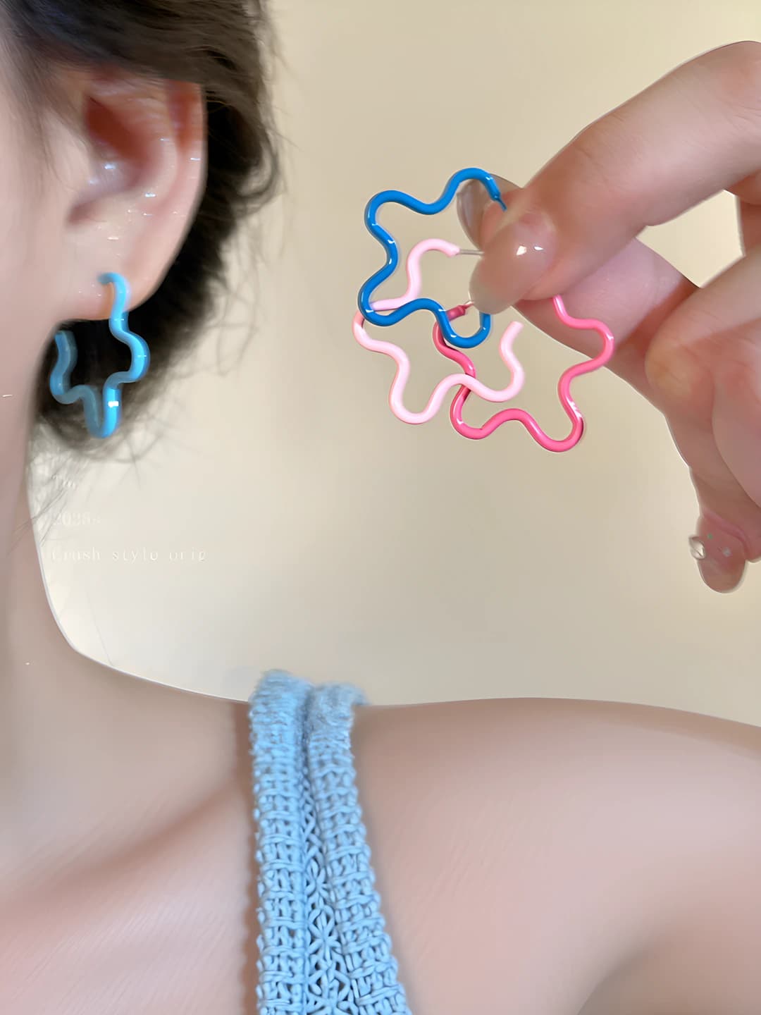 Women's blue floral stud earrings, colorful dopamine style design element