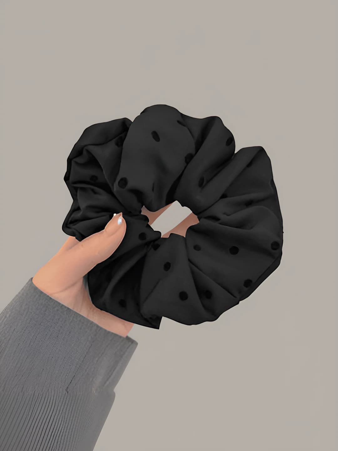 Black polka dot, 12 cm