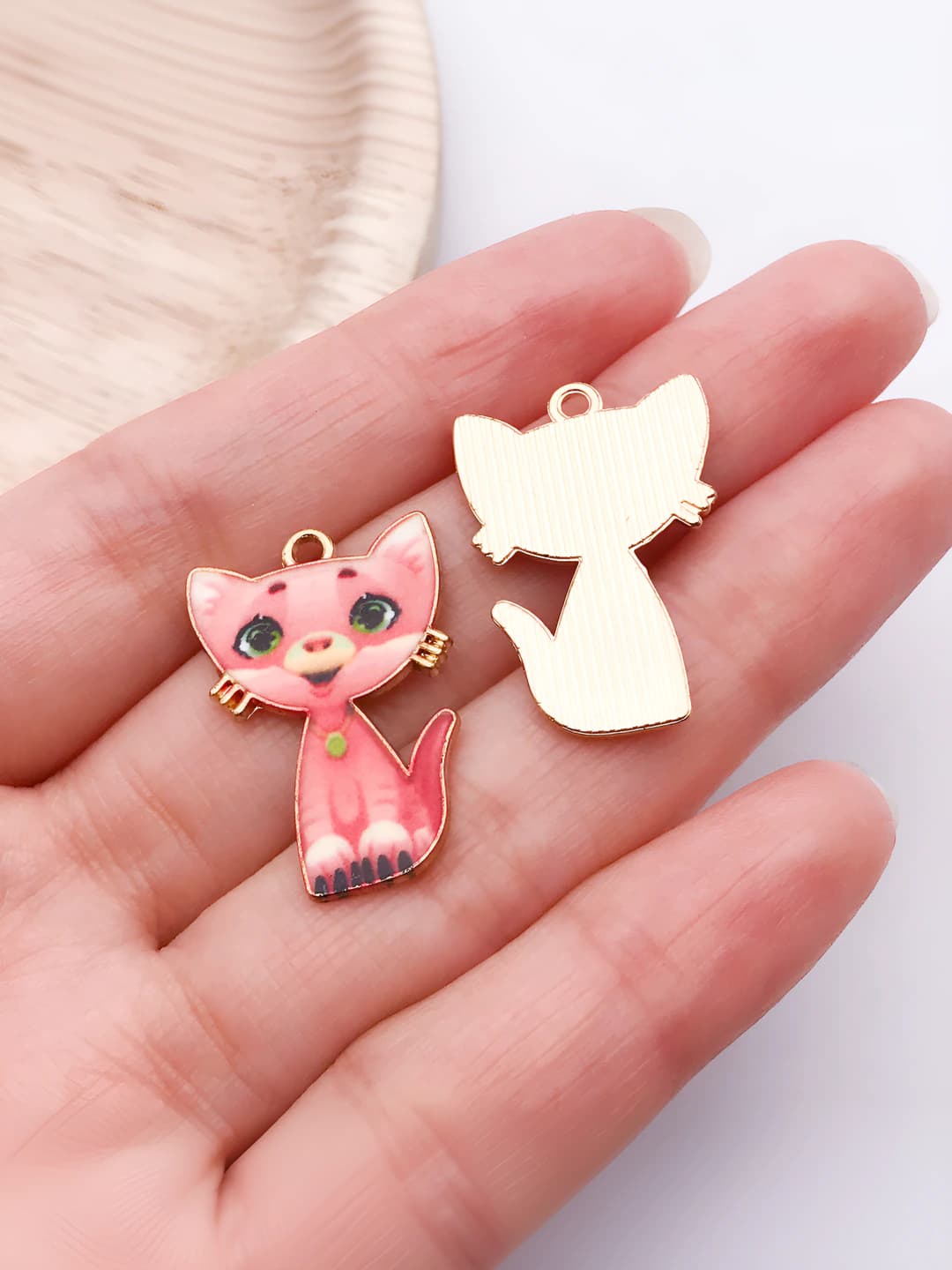 1 pc pink print cartoon mech cat, 26x17mm, 1.6g