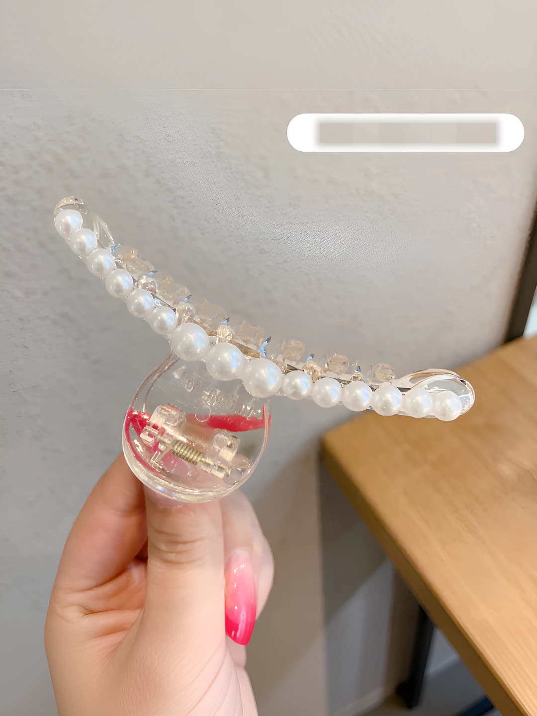 2# Clear pearl hair clip 9.5 cm