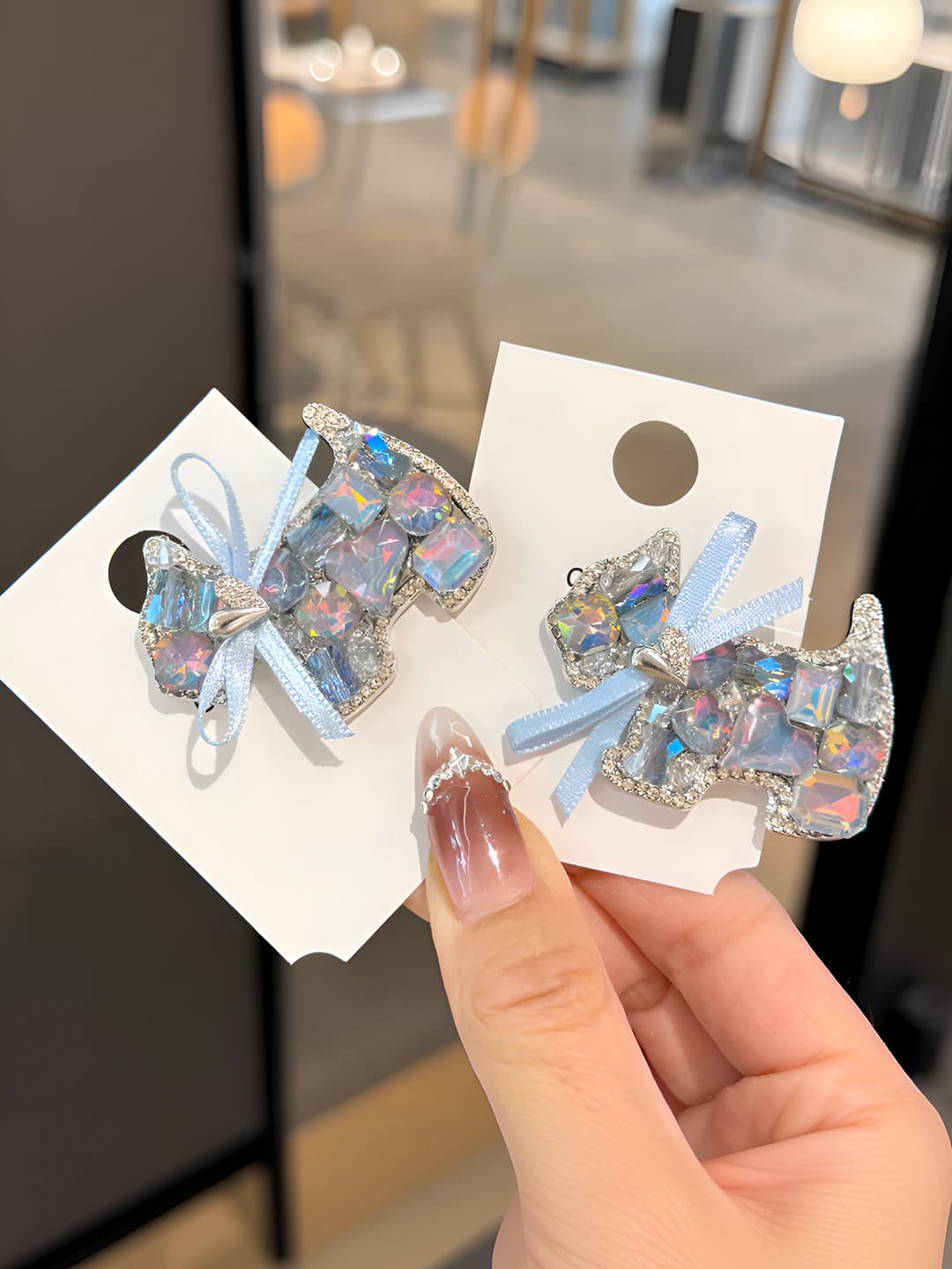 Women's plastic hair clips with rhinestones in puppy shape, 2026