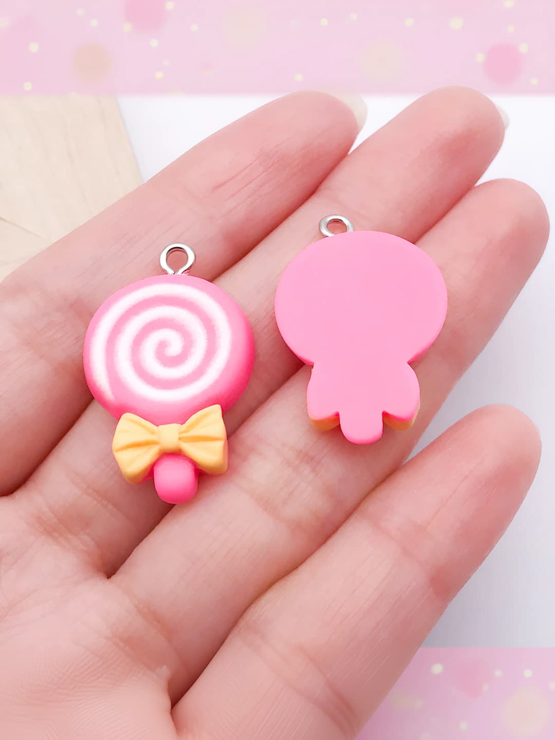 Rose red resin bow lollipop 28x18x4mm-1.2g