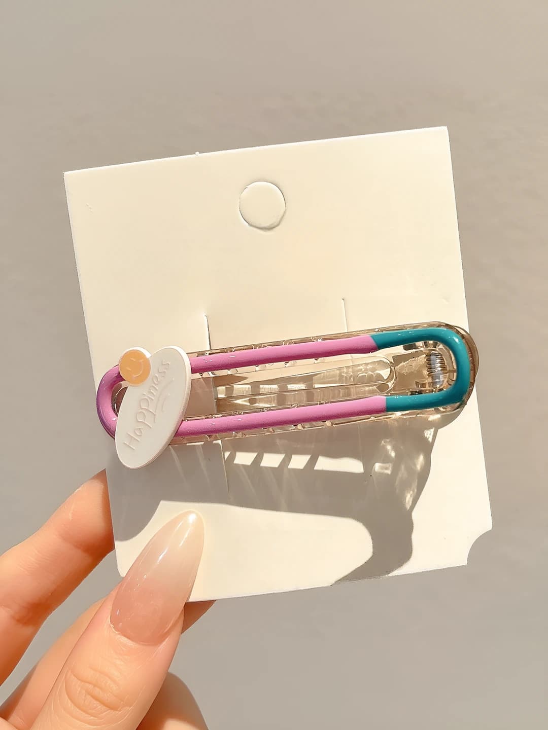 Purple-green contrast clip, 6.8 cm