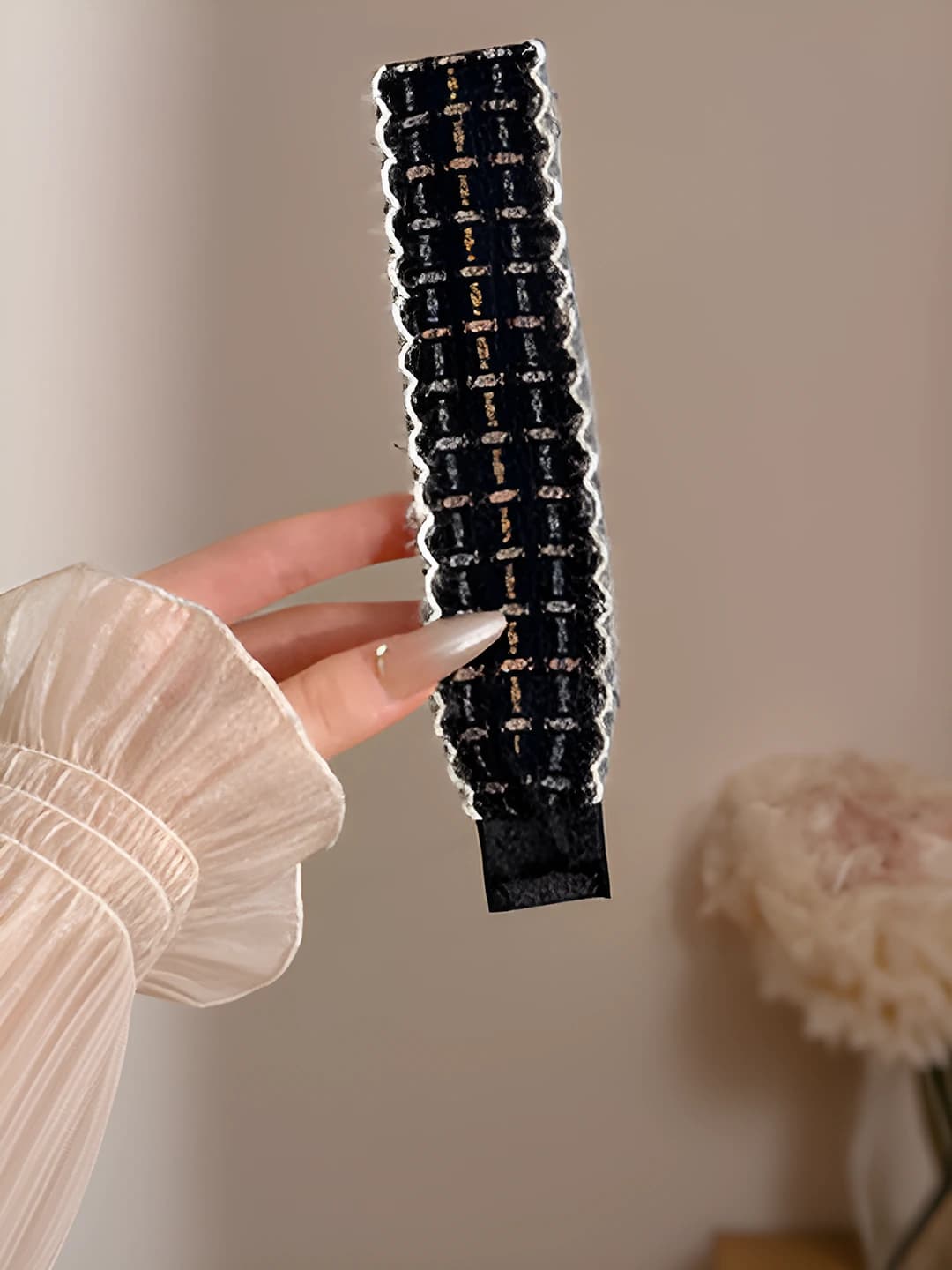 6# Black plaid with trim, 4x36 cm