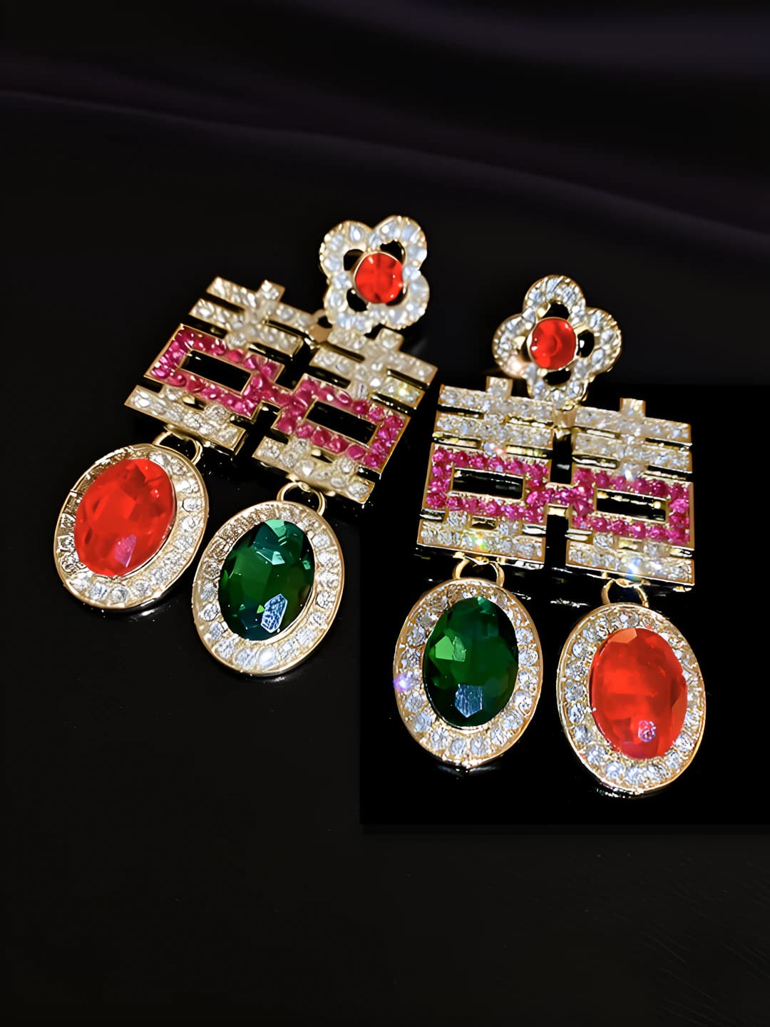 35# Silver-Gold-Red-Green