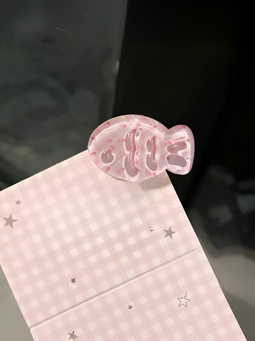 Jelly peach pink mist fish clip, 3.2 cm
