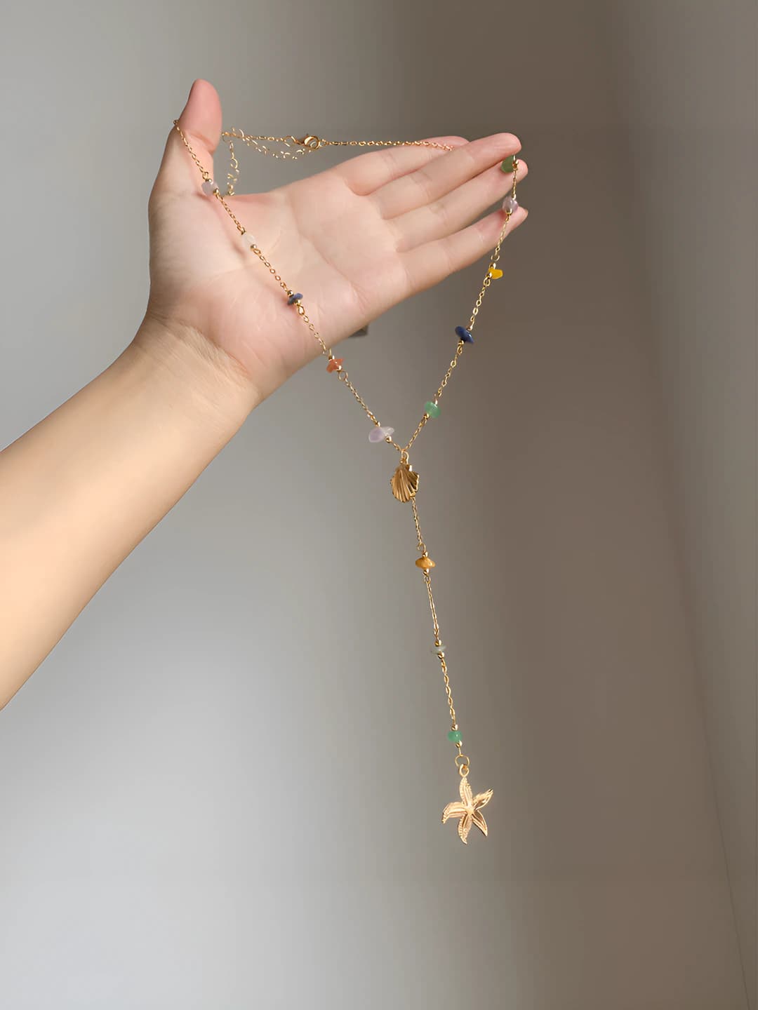Women's pendant necklace: retro style, star and turquoise pendant, clavicle chain