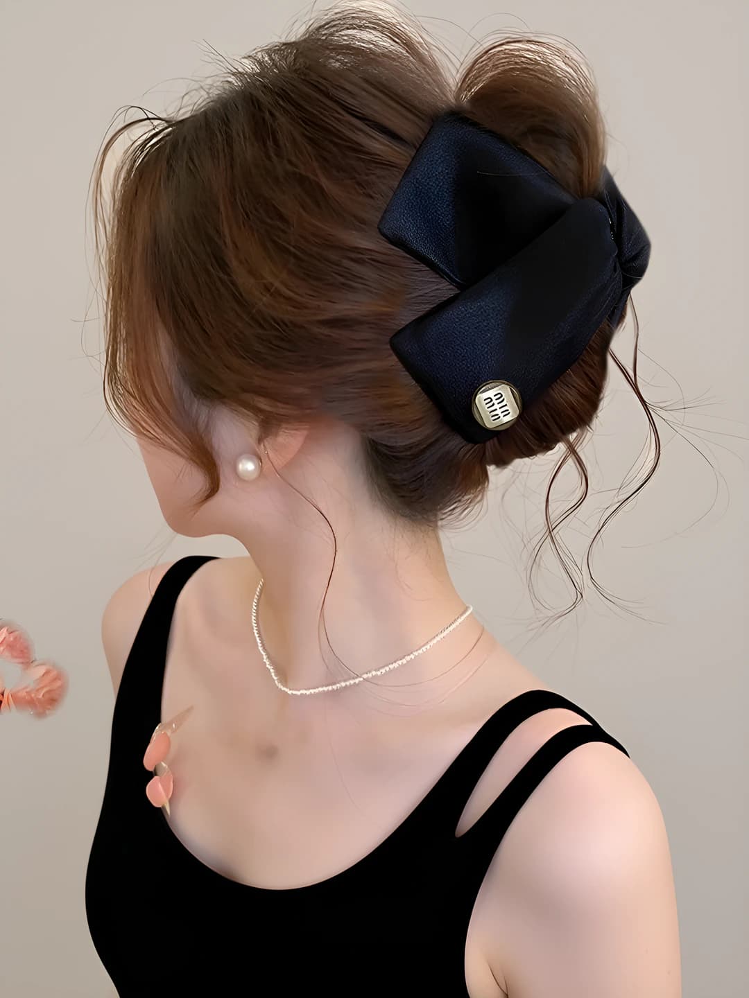 Black mini triangle clip - 13 cm