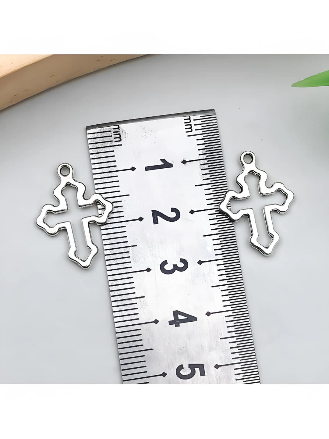 1 шт. старинный крест с вырезом 15x21mm-0.7g-16920