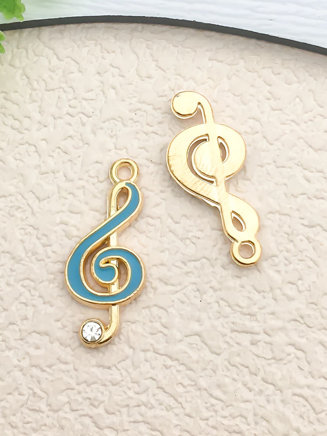 Och yashil musiqa belgisi 9x21mm-0.8g