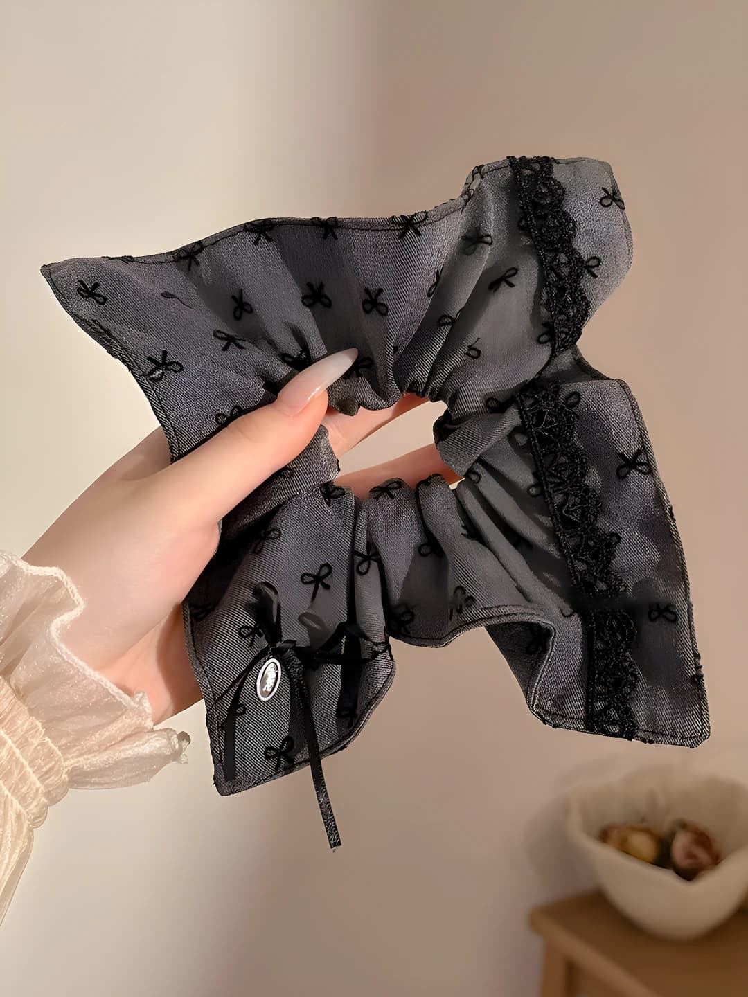 Grey bow