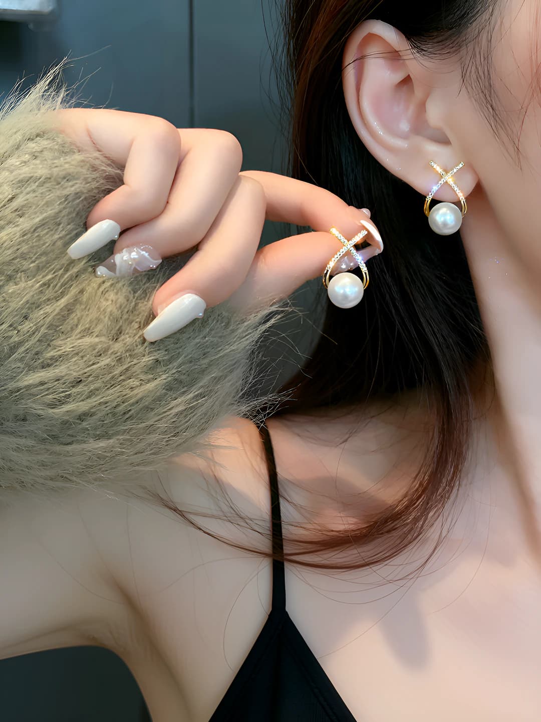 Women's 925 silver post geometric asymmetric design crystal stud earrings