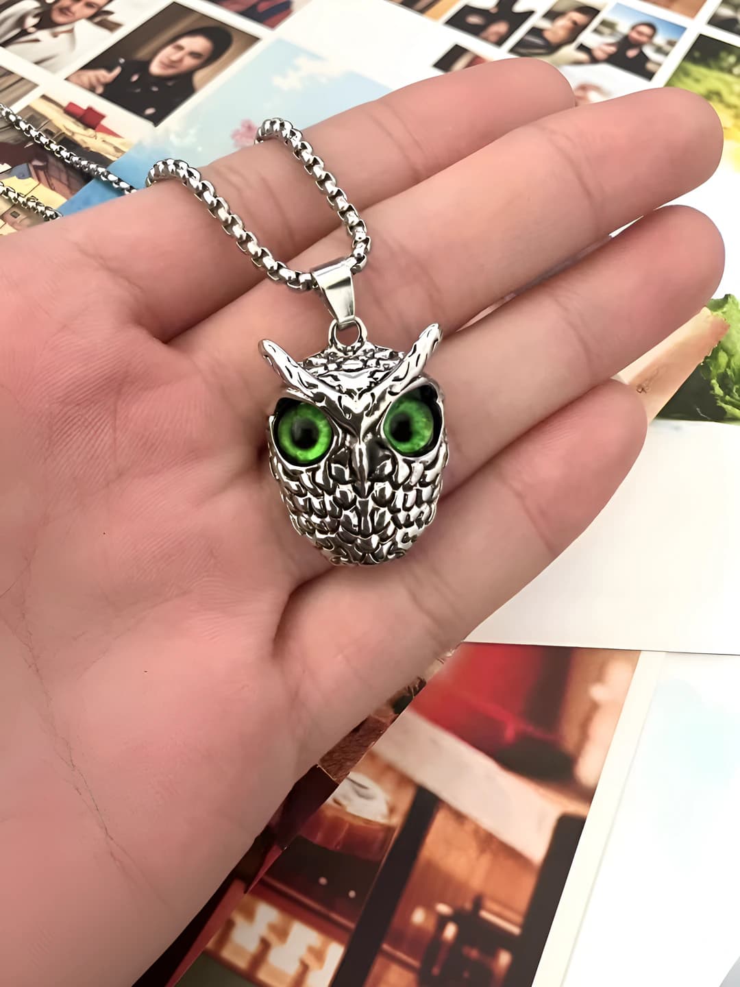 X353 зелёные глаза кошка