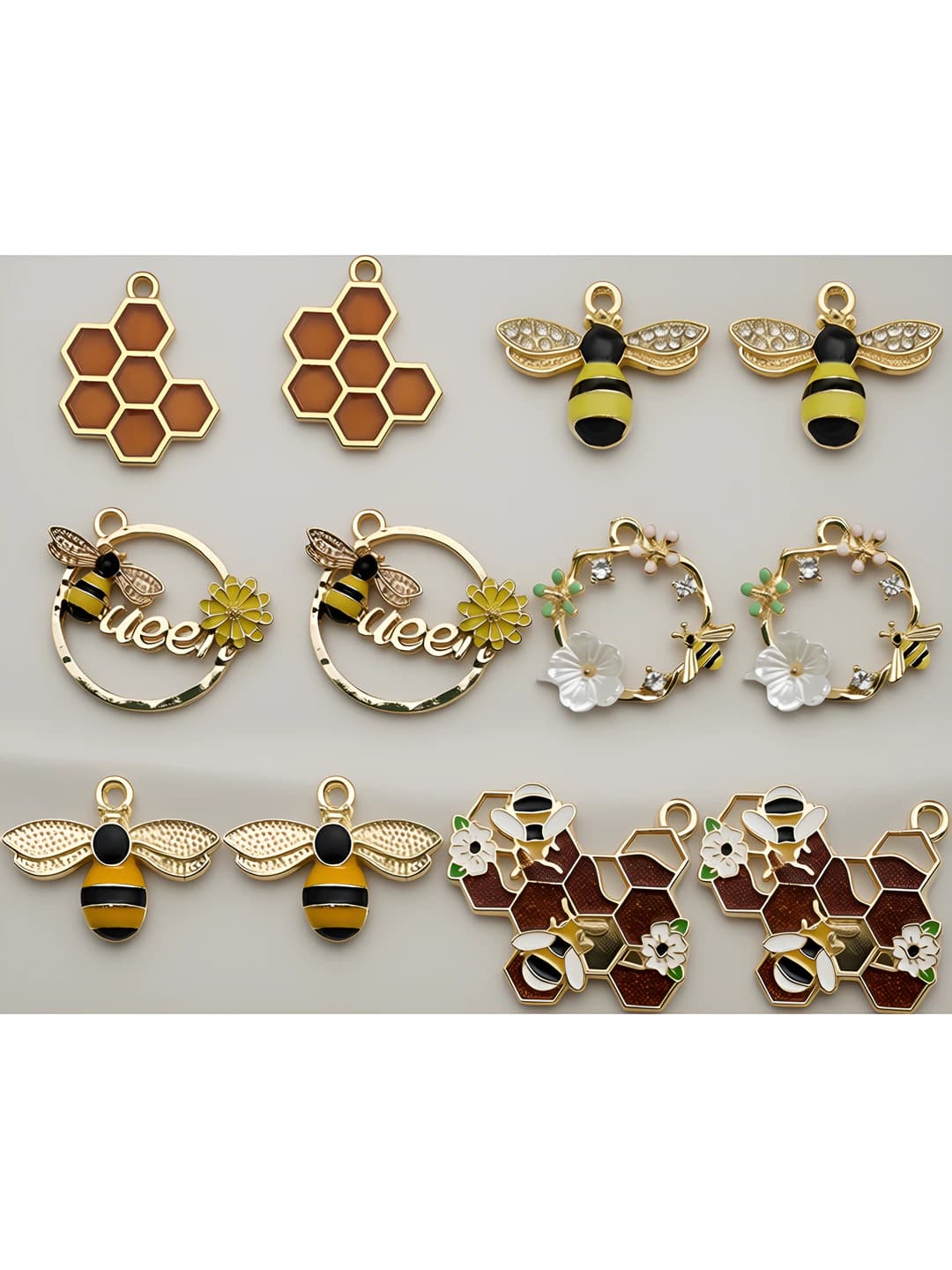 12 Mixed Enamel Bees - 6 Styles x 2 - 23g
