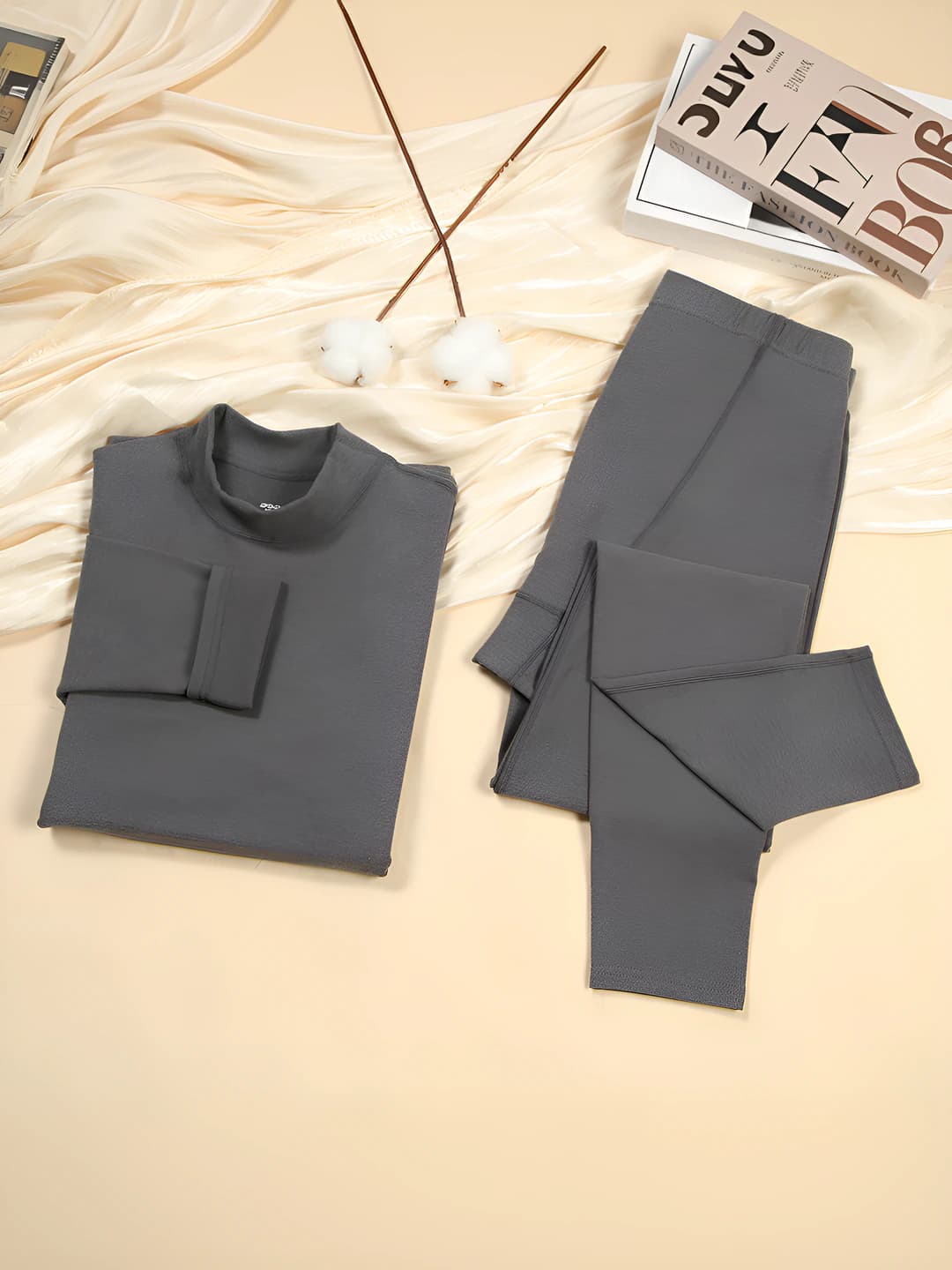 Blue-grey - Men - Crew neck