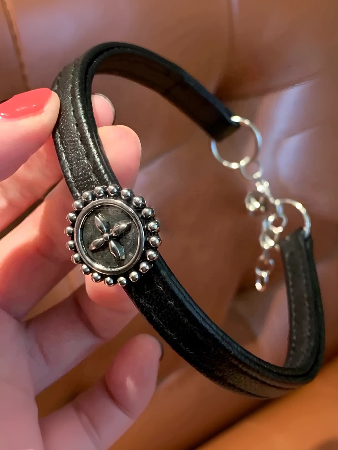 Ring cross chain