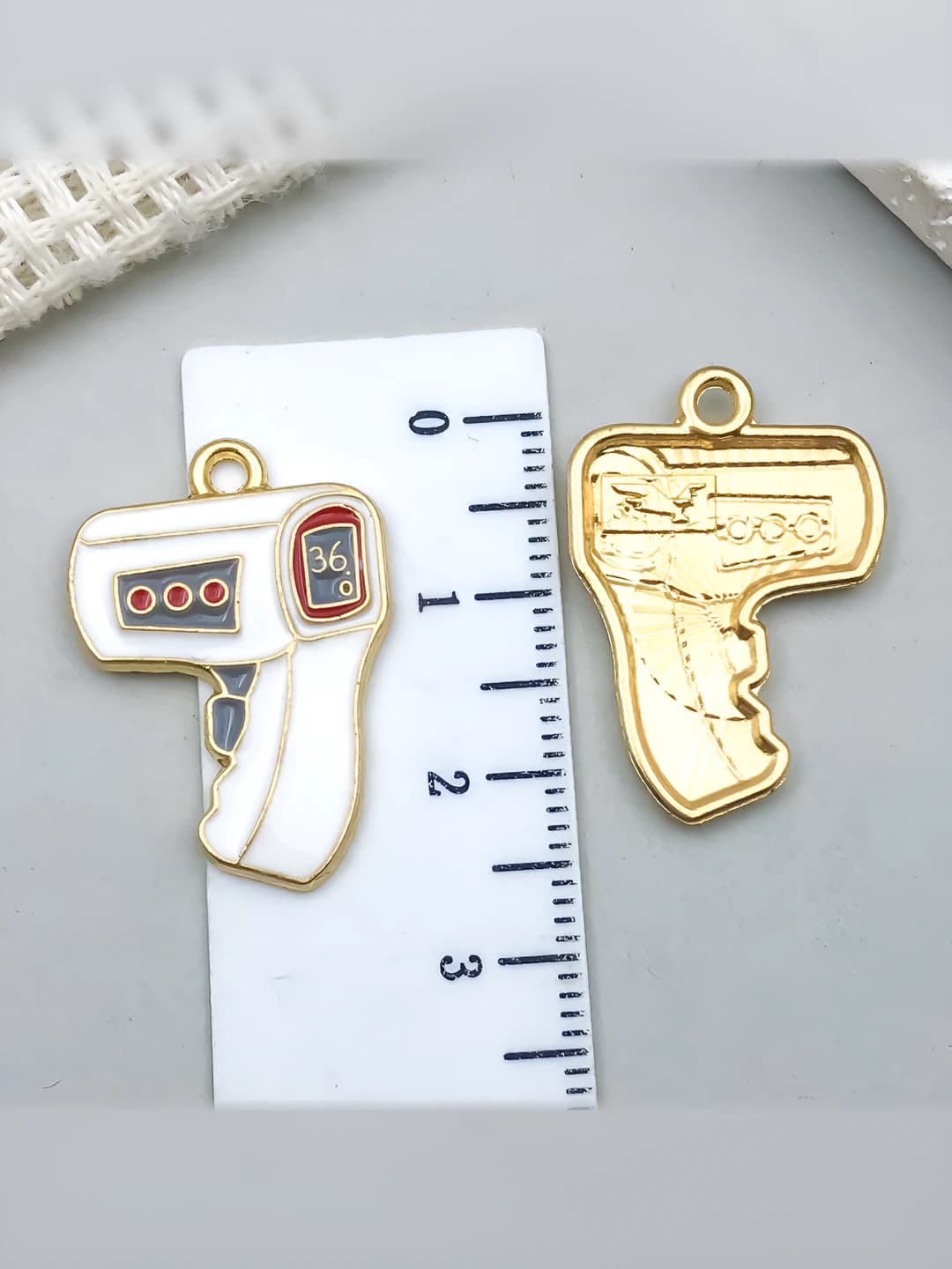 Белый термометр, 25x18mm, 1.45g