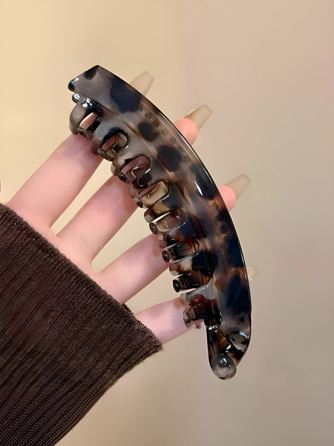Grey leopard, ~13 cm