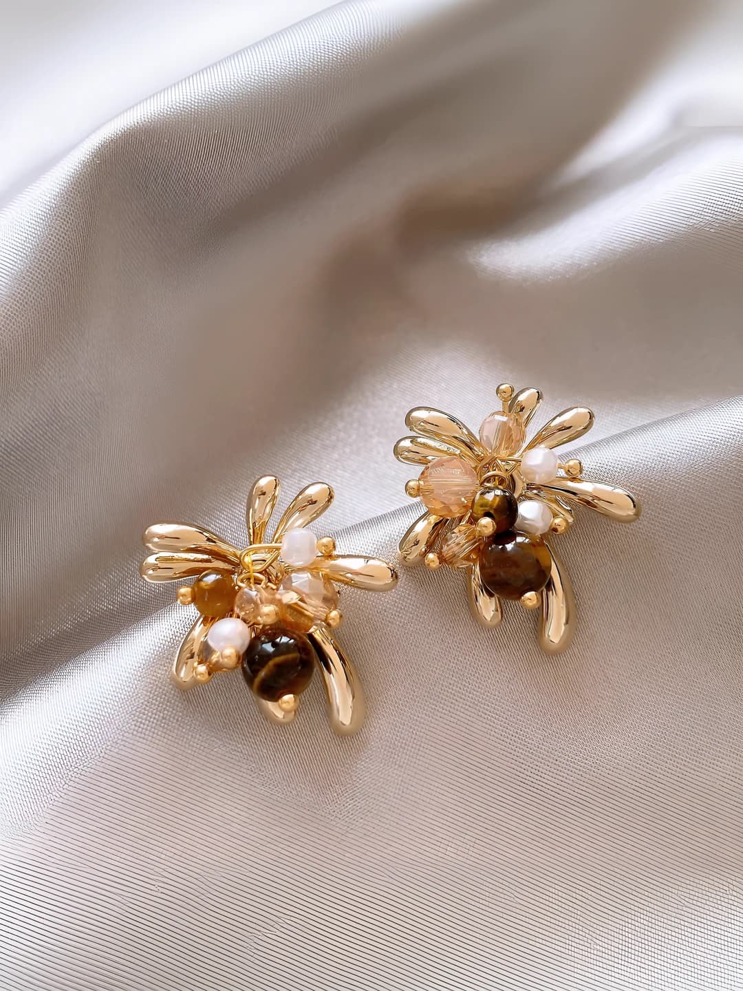 E6798 Gold