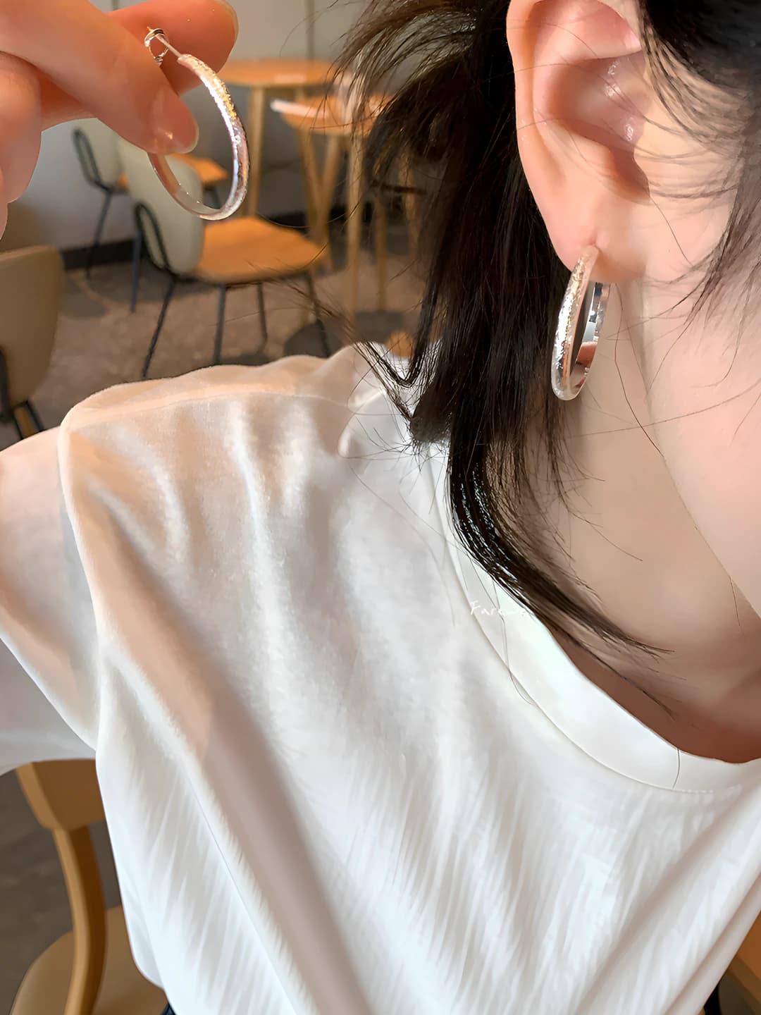 E6802 white K