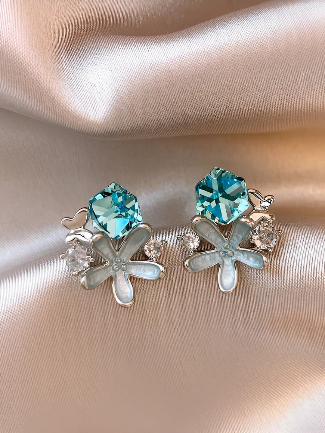 Women's light blue flower-shaped earrings with zircon, light luxury style