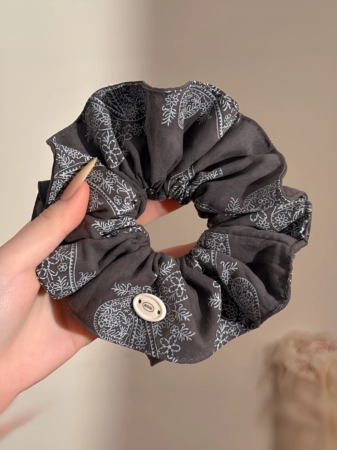 2# Grey two-layer hair tie 16 cm