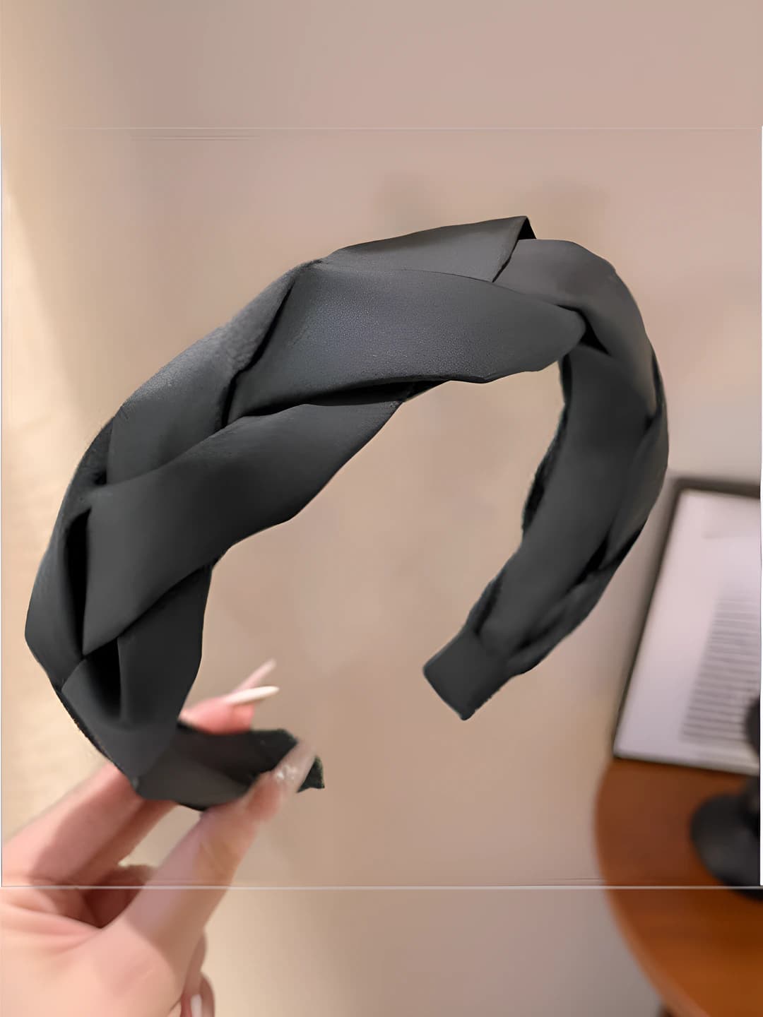 4# Black (approx. 14 cm)