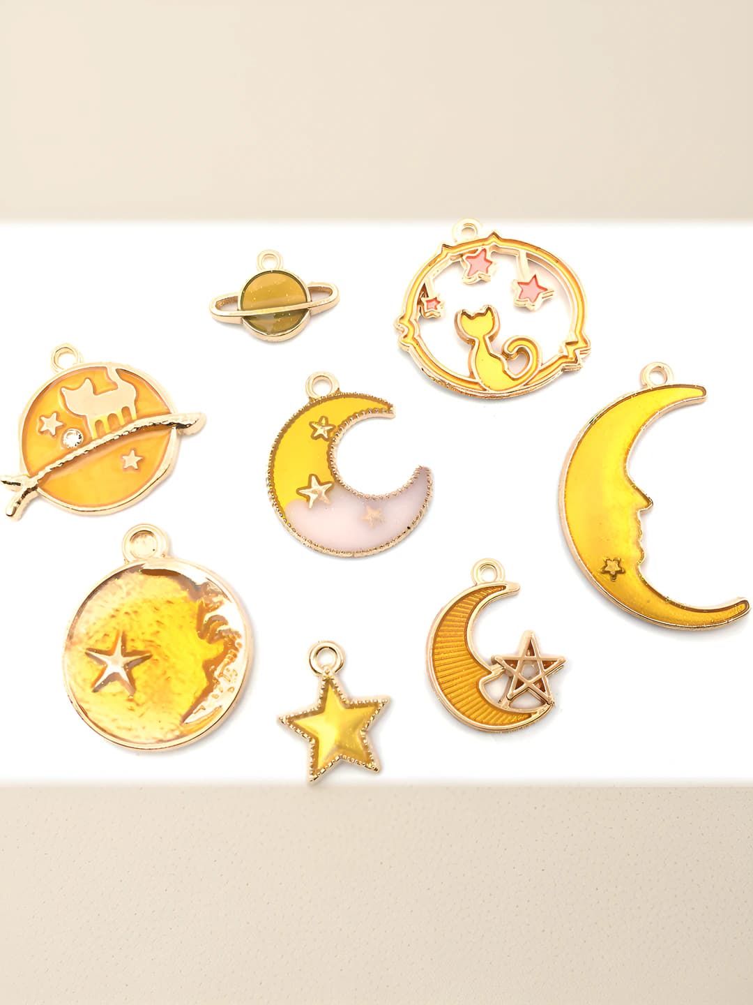Yellow mix, 24 pcs, 8 var