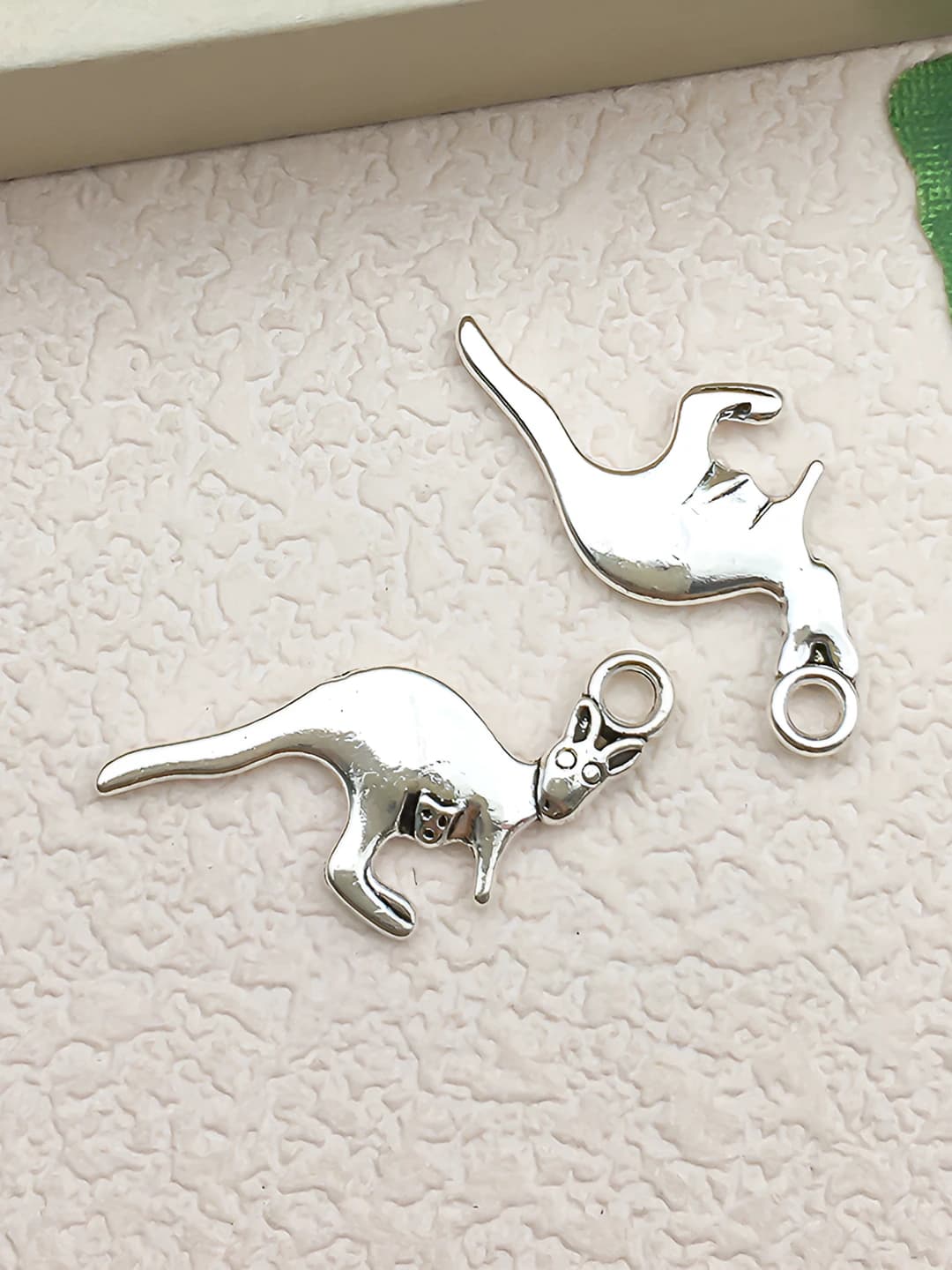 Kangaroo 22x17mm 1.2g
