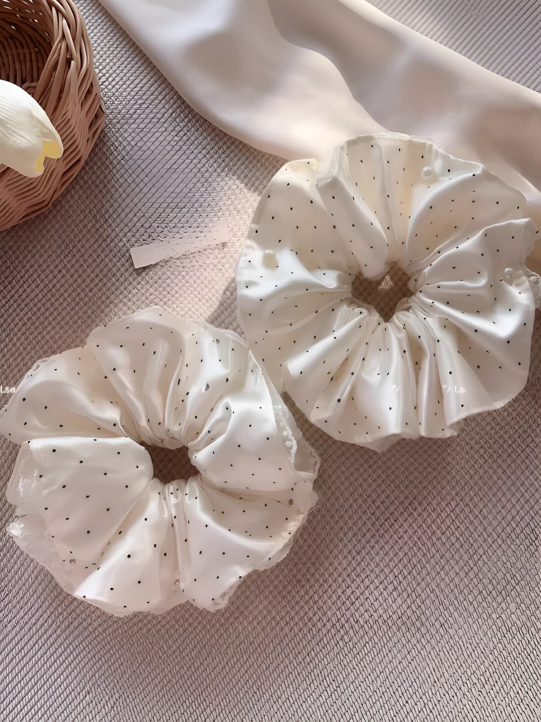 2# White satin polka dot lace ~17 cm