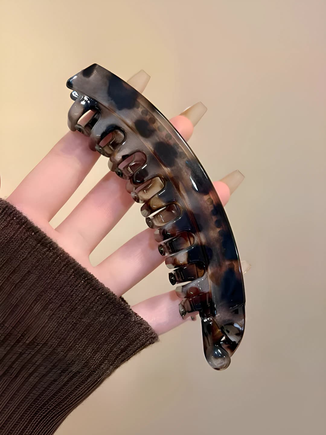 Grey leopard, ~13 cm