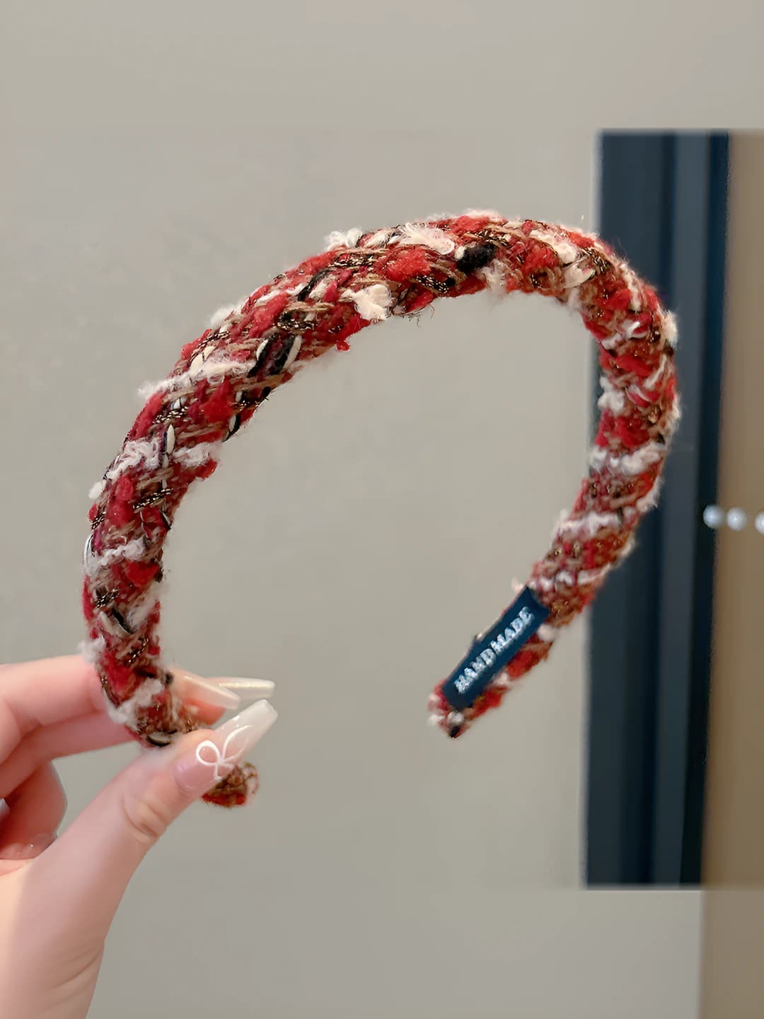 Jigarrang yo'l-yo'l soch taqi 1.5cm