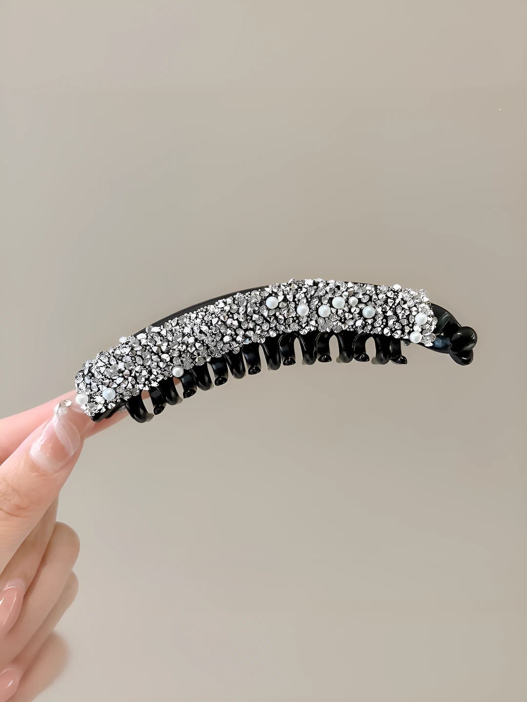 Oq marvarid olmos, 10.5 cm