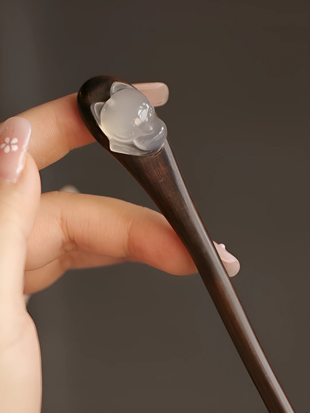 A24 Oq jade kichik tulki 18 cm [Qora tan]