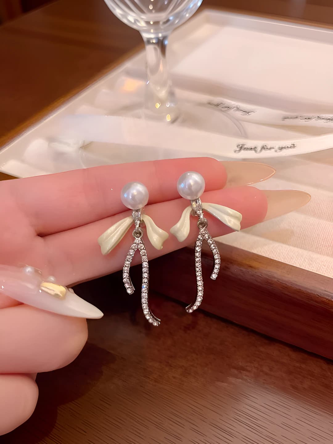 3# Bow earrings