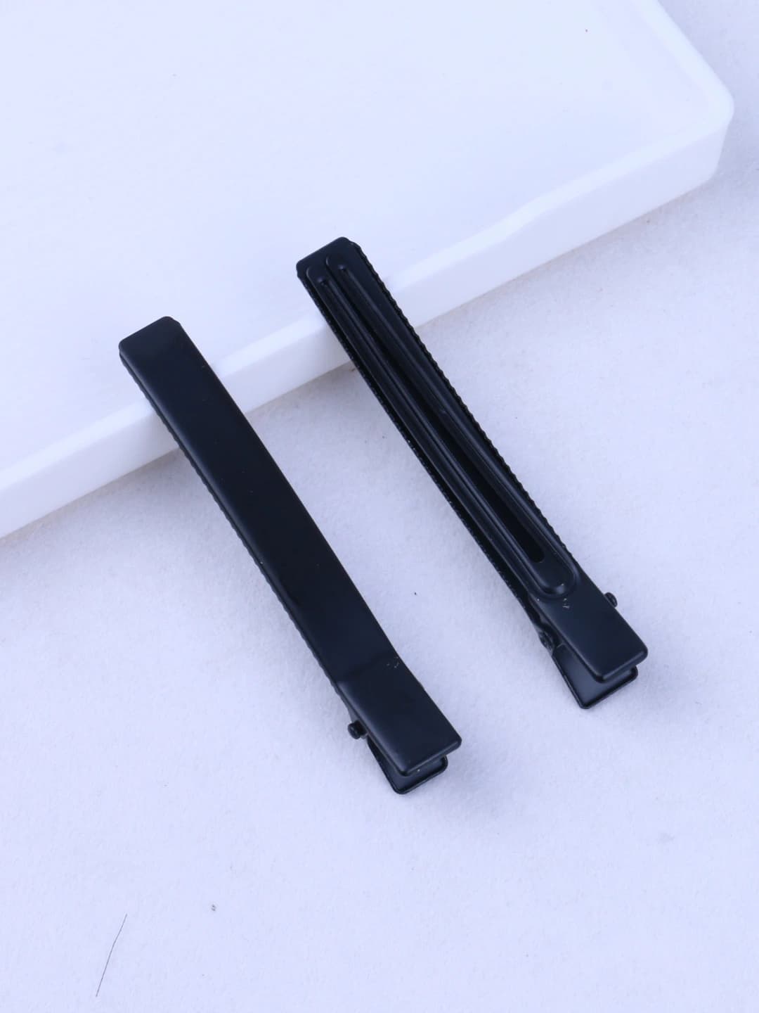 8CM Black double clip