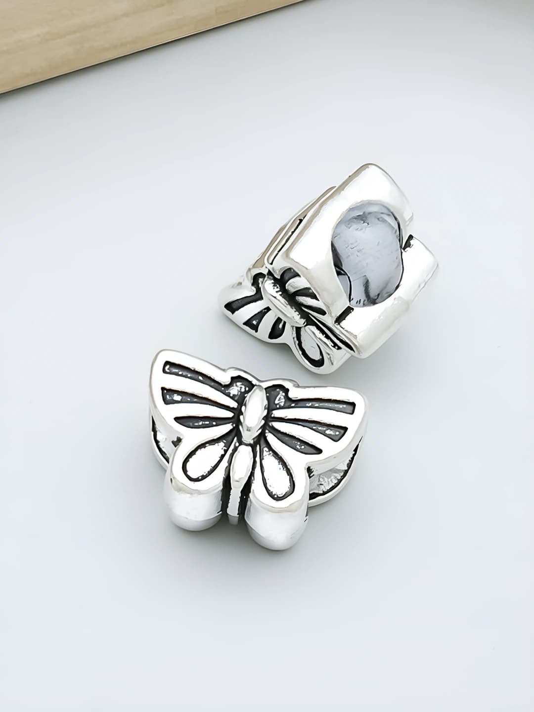 1 butterfly - 9x13mm - 2.3g - 11415