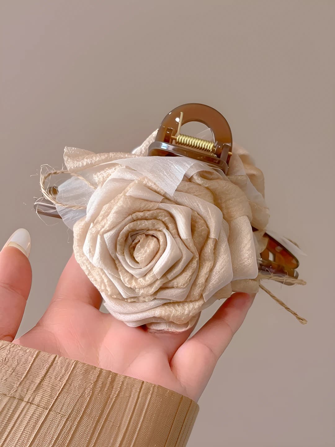 Beige dried rose clip 13 cm