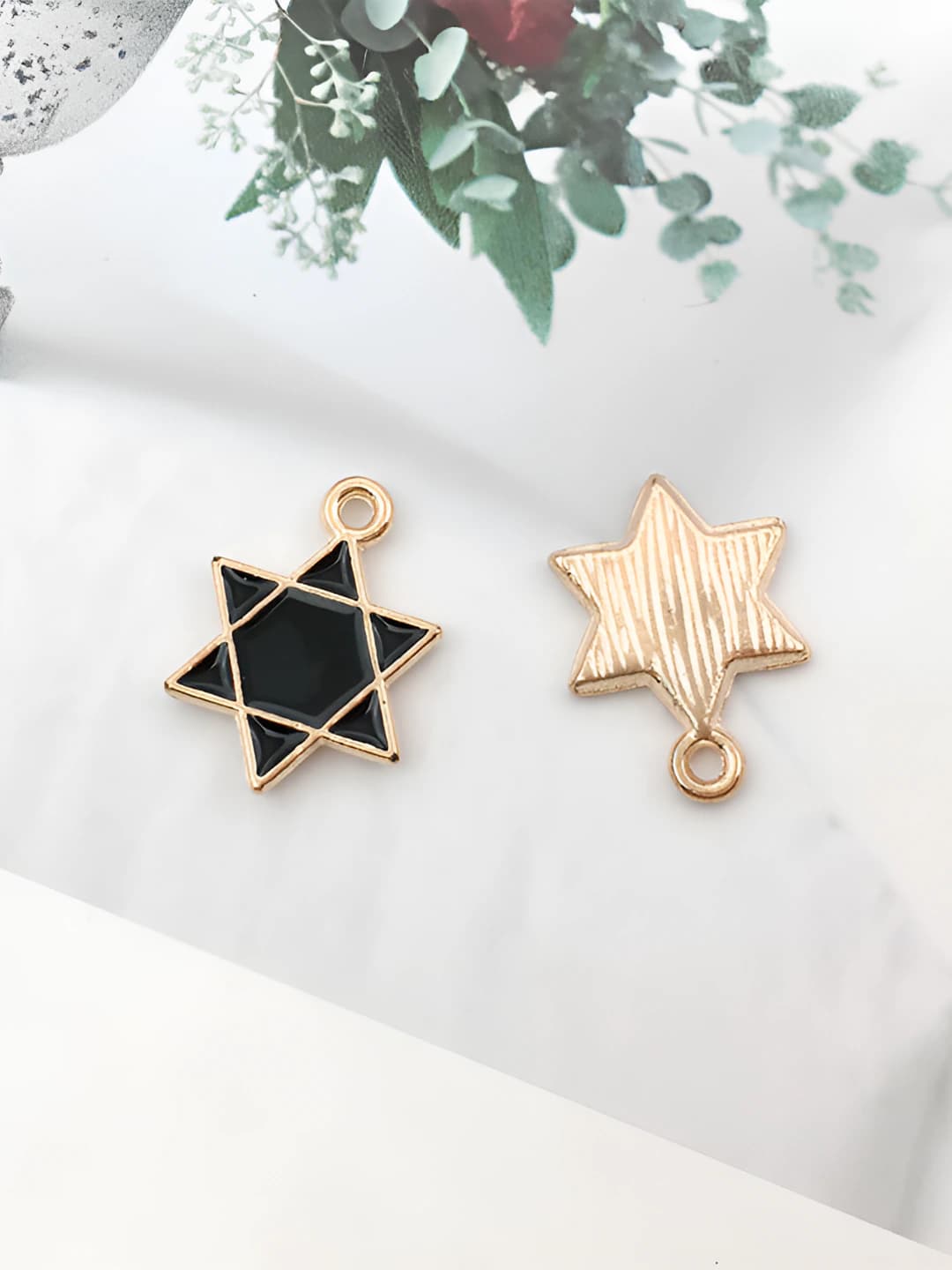 Star, 12x16.5mm, 0.8g