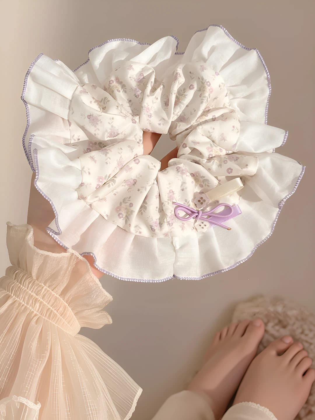 Purple floral scrunchie, 20 cm